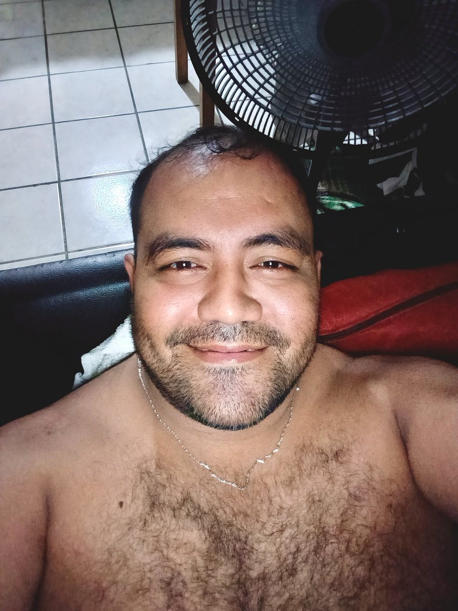 edgar102789's tweet photo. Hola https://t.co/50BZu11IBM
