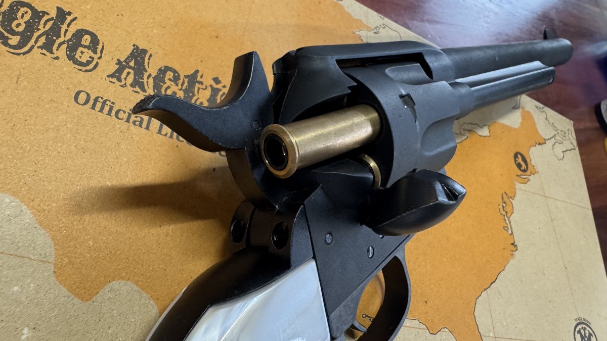 ReArm_info's tweet photo. マニアックな買取入荷📦
マルシンSAA.45 Chivarly
ブラックヘビーウェイト
パールプラグリップ仕様
新型パッキンXカートリッジの最新ロット👀

メンテナンス終わったら店頭に並びますよ💨

買取たくさんお待ちしてます✌️😆

#ReARM #ﾘｱﾑ 
#宮崎 #中古 #エアガン #ミリタリー https://t.co/6JpYctCDnC