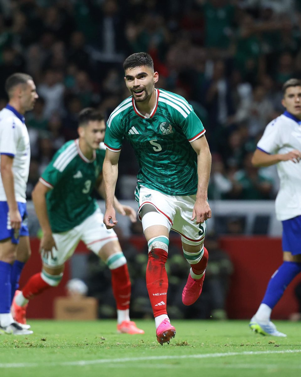 DatosTri's tweet photo. La Selección Mexicana de Fútbol goleó 5-1 a la de Serbia en el último partido amistoso antes del Mundial 2026.

⚽🇲🇽 :Johan Vásquez (34'),  Stefan Bukinac (autogol al 45+ 3') , Raúl Jiménez (57'), Avem Avdic (autogol 72') y Luis Chávez (90') ⚽🇷🇸:Petar Stanic (19').

M https://t.co/AdODKZ1066