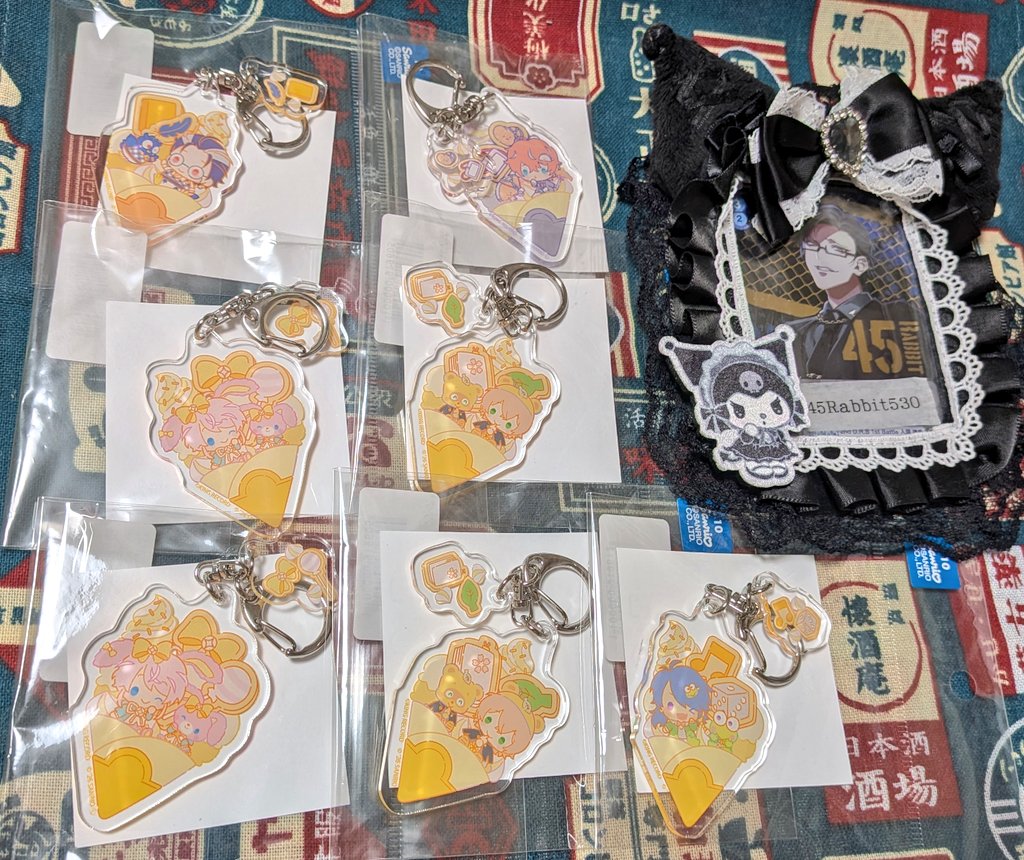 45Rabbit530's tweet photo. 【交換・譲渡】
ヒプマイ サンリオ ディッパーダン
パーツ付きアクリルキーホルダー

譲:乱数 幻太郎 帝統 盧笙 独歩
求:簓 銃兎・定価＋送料

※独歩は交換優先
※乱数 幻太郎 帝統 3点セット送料無し

交換・譲渡方法
▶郵送

検索からもお気軽にお声かけください✨ https://t.co/XhQr7CDsbu