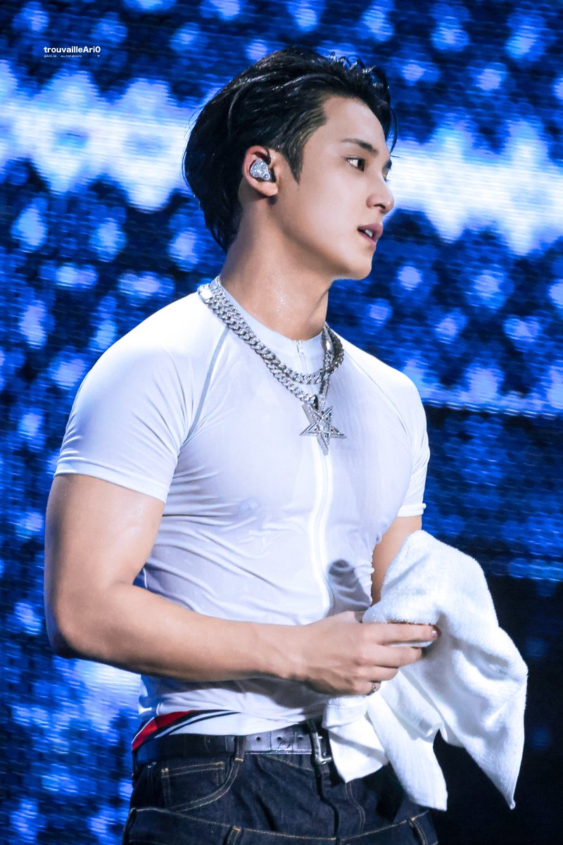 Ari0_46's tweet photo. 260531 ASIATOP MUSIC FESTIVAL

#민규 #MINGYU #세븐틴 #SEVENTEEN   
@pledis_17 https://t.co/bIXSylvnvW