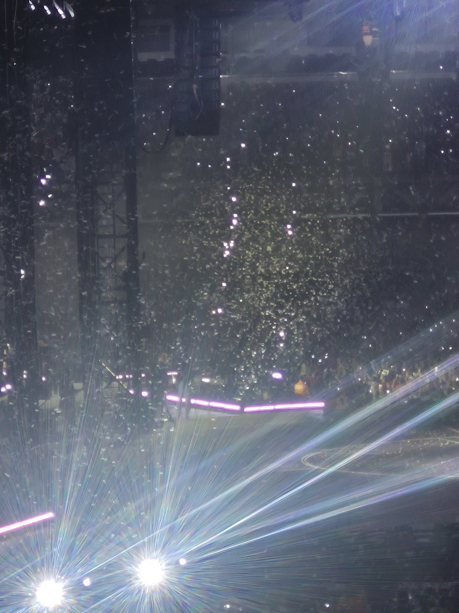 saintriderius's tweet photo. Best photo i could get of the bts stage at the last moment https://t.co/Z02WGJVX8Z