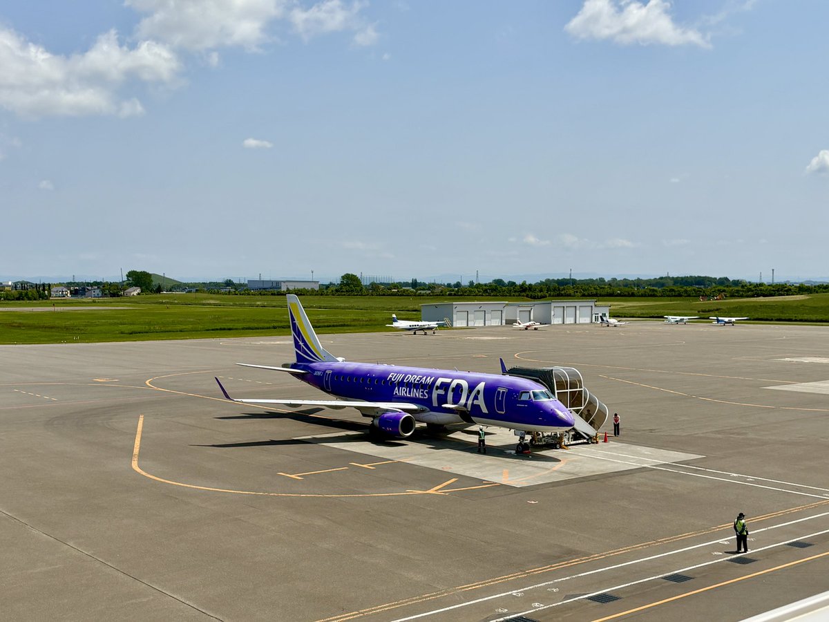 okadama_airport's tweet photo. ✈️ 祝！FDA 札幌丘珠空港就航10周年！ 🎉

6月4日をもちまして、FDA（フジドリームエアラインズ）が札幌丘珠空港へ就航してから10周年を迎えました！
FDAは、名古屋（小牧）、静岡、松本へ夏ダイヤ期間中は毎日運航しております。
ぜひFDAをご利用いただき、各地へお出かけしてみてはいかがでしょうか https://t.co/AGlqhP8W4u
