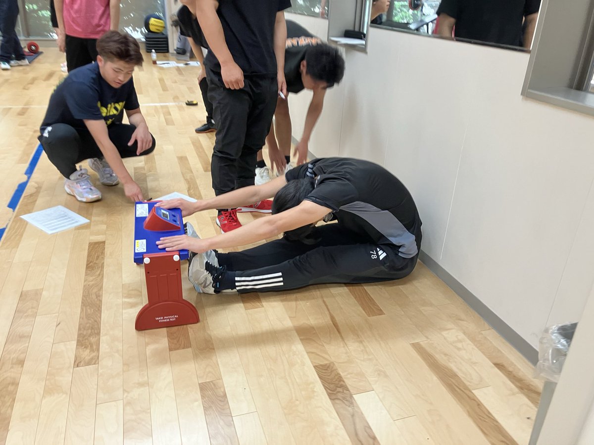 ncool_n's tweet photo. 警察・消防学科
体力テストやってました🏋️
初回からの記録の伸びを実感している学生も🤩✨ https://t.co/frPrbzOebS