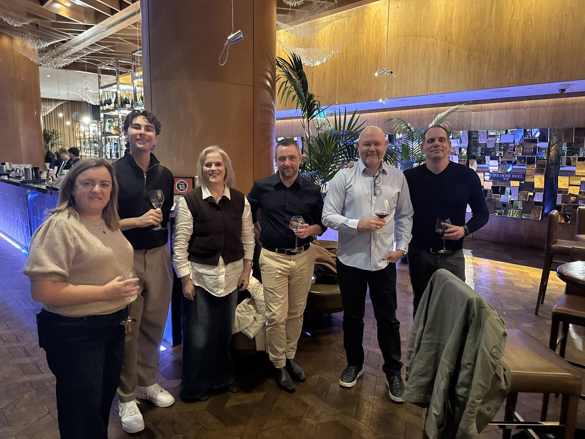 nic_champagne's tweet photo. We had our first #VEXConnect event last night and it was the perfect way to wrap up @EDUtech_AU 🇦🇺
New faces. Old faces. Educators. Partners. Friends.
Truly the best community #VEXRobotics https://t.co/xPZTlB6NgA