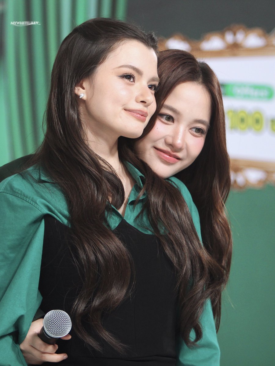 mywhitelilly_'s tweet photo. the way happiness becomes visible in this moment :🤍)

GRABFOOD X FREENBECKY
#GrabFoodถูกกว่าชัวร์xFreenBecky https://t.co/DfibuRThRb