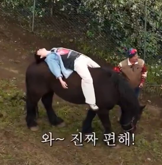 4evq_'s tweet photo. 진짜초딩같아서당황했어 https://t.co/RibypDZLW0