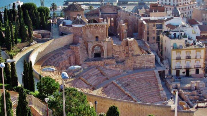 ZoomDestinos's tweet photo. Cartagena en 1 día, qué ver en la milenaria ciudad romana de Murcia
https://t.co/3Y2slr3RFm https://t.co/bOR3N0fPRO
