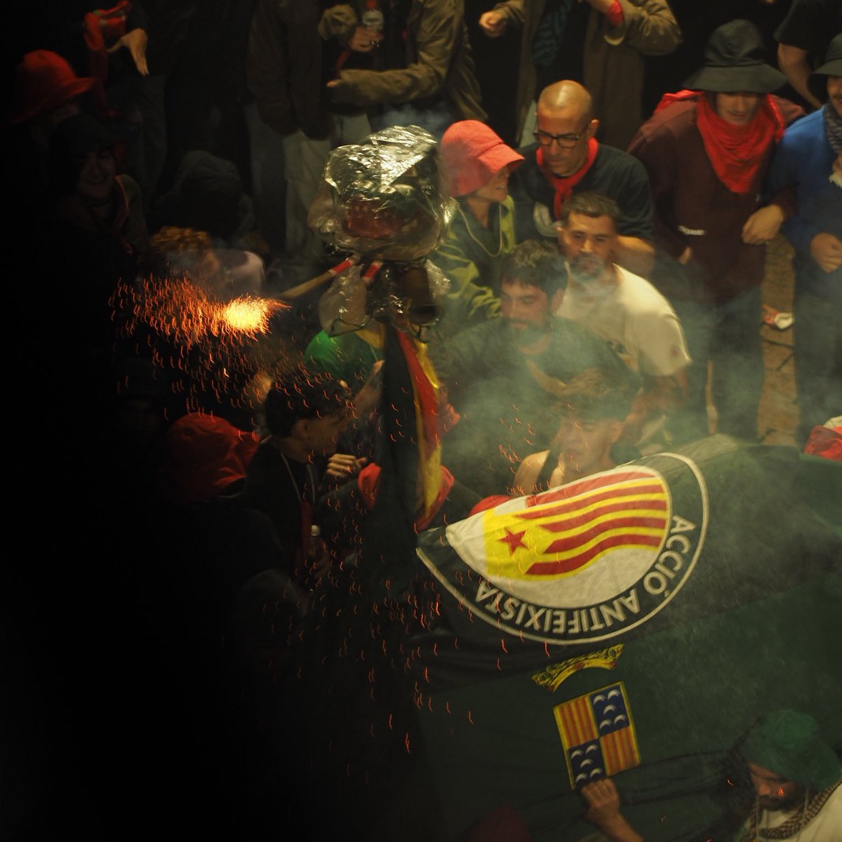 Pyro_uesa's tweet photo. @MagiHildebrandt Cultura popular antifeixista https://t.co/5wAGkx1xgu