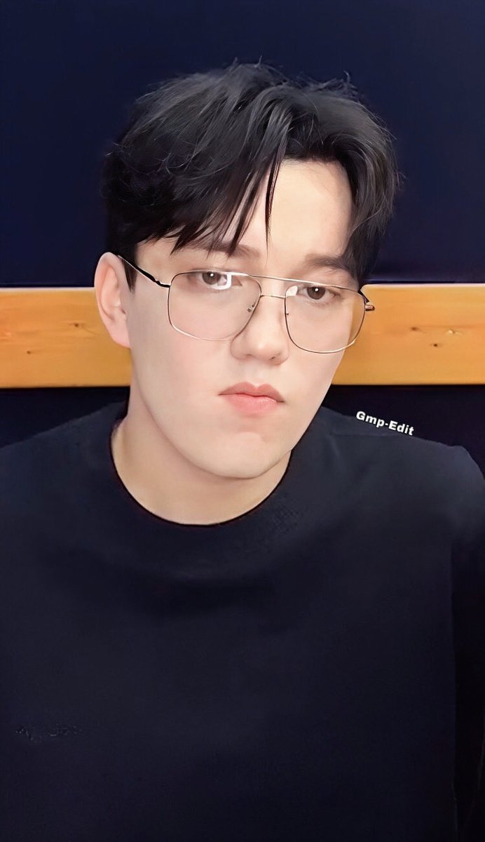 Gaby_FMP's tweet photo. Some fan complaints are funny 😅, but others are getting tiresome 🫤. He can't speak every language,  so try to be grateful for the live stream and look forward to the translations of kind dears later 😎✌️💯👍

©️#Dimash IG

✨🕊

MY FAVORITE DIMASH SONG 

💜

@dimash_official https://t.co/uZj4lP0kXH