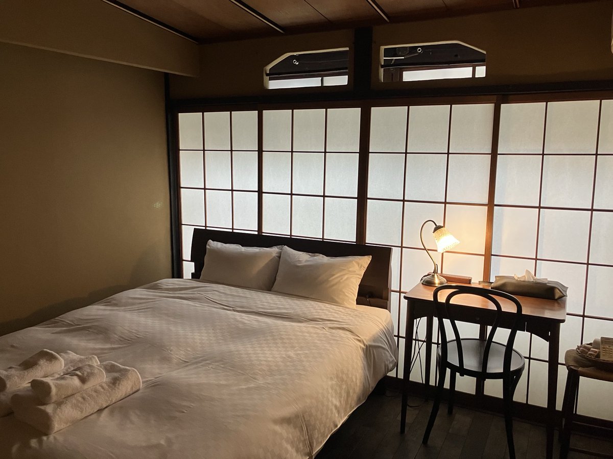 unknown_kyoto's tweet photo. こんにちは！梅雨の気配を感じるような、まだ先なような☂️宿泊はのんびり落ち着いているので、ぜひ遊びに来てください〜✨
📍6月6日から一週間のお知らせ
●コワーキング 毎日 10:00-19:00
●レストラン 月-土 sin 11:30-15:00 17:30-21:30 ※土曜ランチ休み
●日曜日の一皿 6/7：にこめし 8:00-15:00 https://t.co/DclbrNLQ2k
