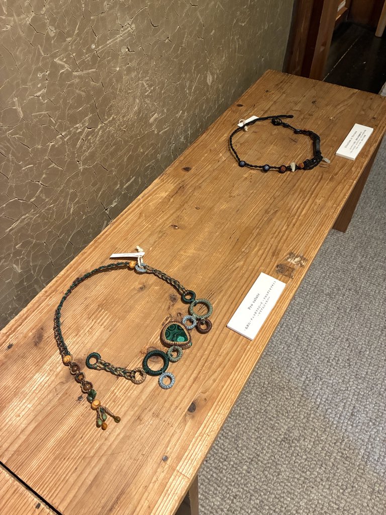 kai01396's tweet photo. 「楽風」での個展　sway   2日目
マクラメ編みの作品も　一部展示させて頂いております。

#楽風
#ギャラリー喫茶
#個展 https://t.co/8KF0XnaEa0