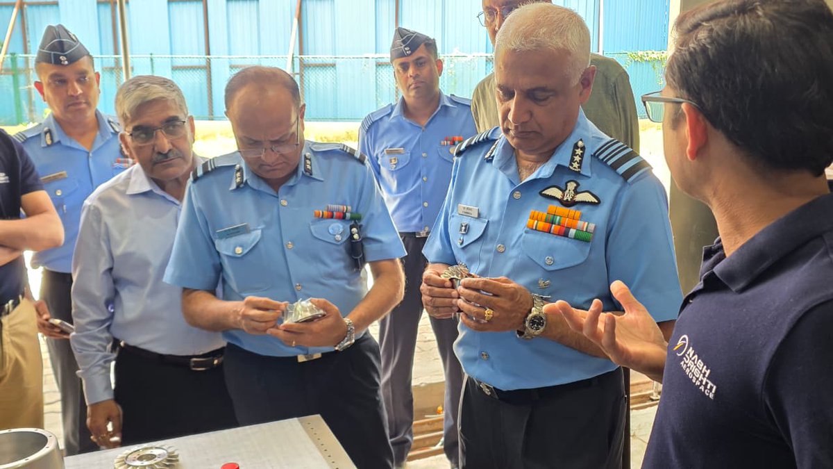 tracomiaf's tweet photo. Air Mshl S Shrinivas,  AOC-in-C, TC  visited #IIScBangalore and interacted with faculty, #researchers and #startups, with an aim to strengthen #defence-academia collaboration and promoting an #indigenous defence startup ecosystem. The Air officer was accompanied by CTTO, HQ TC and the team of officers from #AirForceTechnicalCollege and Regional Aerospace Innovation Division. He reviewed the progress of ongoing defence projects and explored potential areas of collaboration. He also had a discussion with Director #IIScBangalore and Director, Foundation for Science Innovation and Development #FSIDIISc.

@IAF
@iiscbangalore