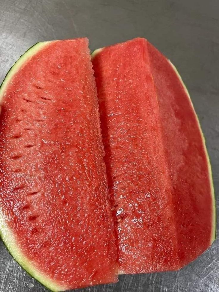 natureinspai45's tweet photo. Do you like to eat watermelon? https://t.co/UUJSHSrfCA