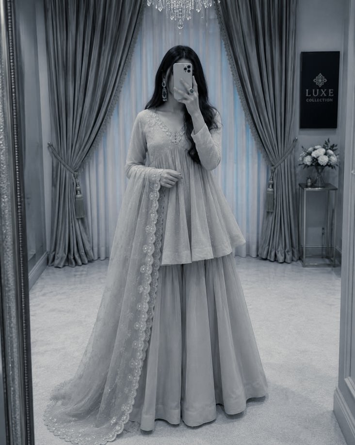 Hayat Khan tweet media