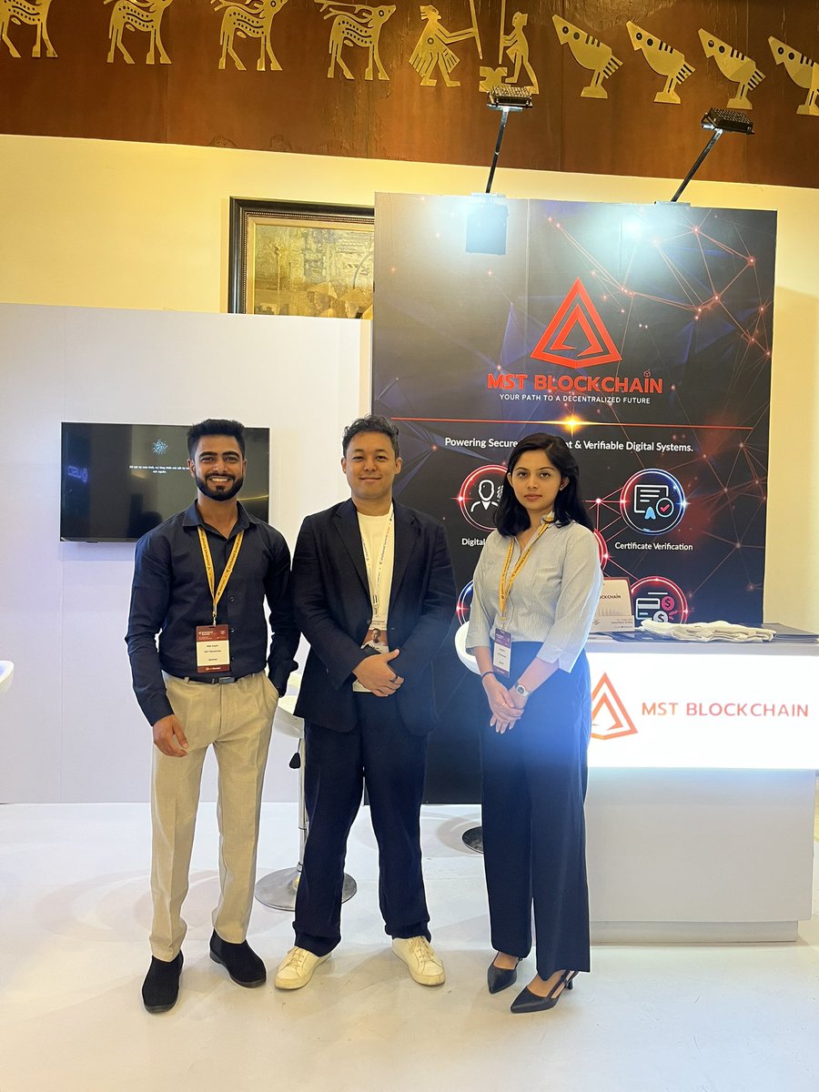 Ritikis_here's tweet photo. #Vietnam just changed everything 🔥

2 days at @UnchainedSummit Da Nang. 

I met BIG GUYS from @animocabrands , @SkyMavisHQ , @SoraVentures , @nolimithodl, @OnigiriVC , @Anchorage  &amp; more.

40+ connections. Real deals.

Da Nang was just the beginning 👀

#Web3 #Crypto https://t.co/ABH3yUyRcu
