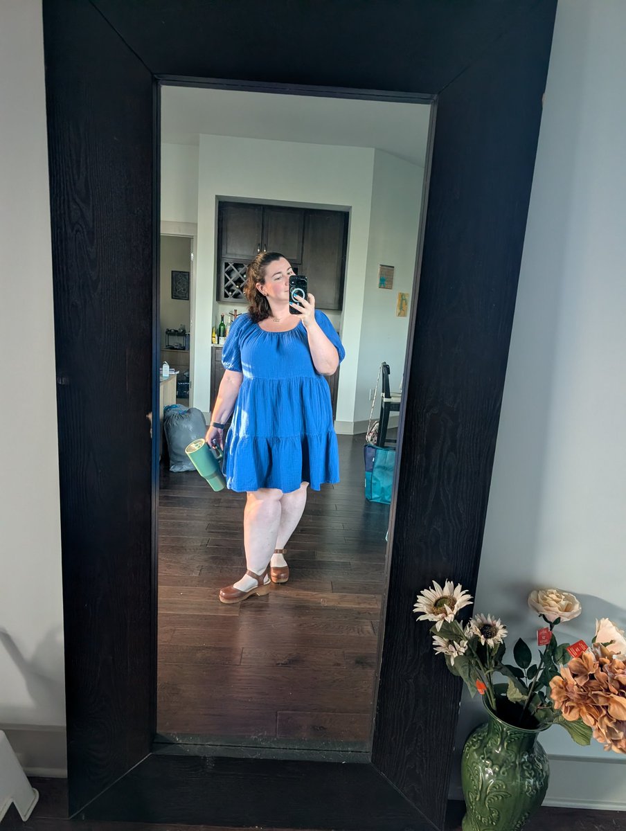 drmooper's tweet photo. week 2 top 4 fits (it's so nice to be back in human clothes and out of scrubs y'all) https://t.co/M3ZCocneex