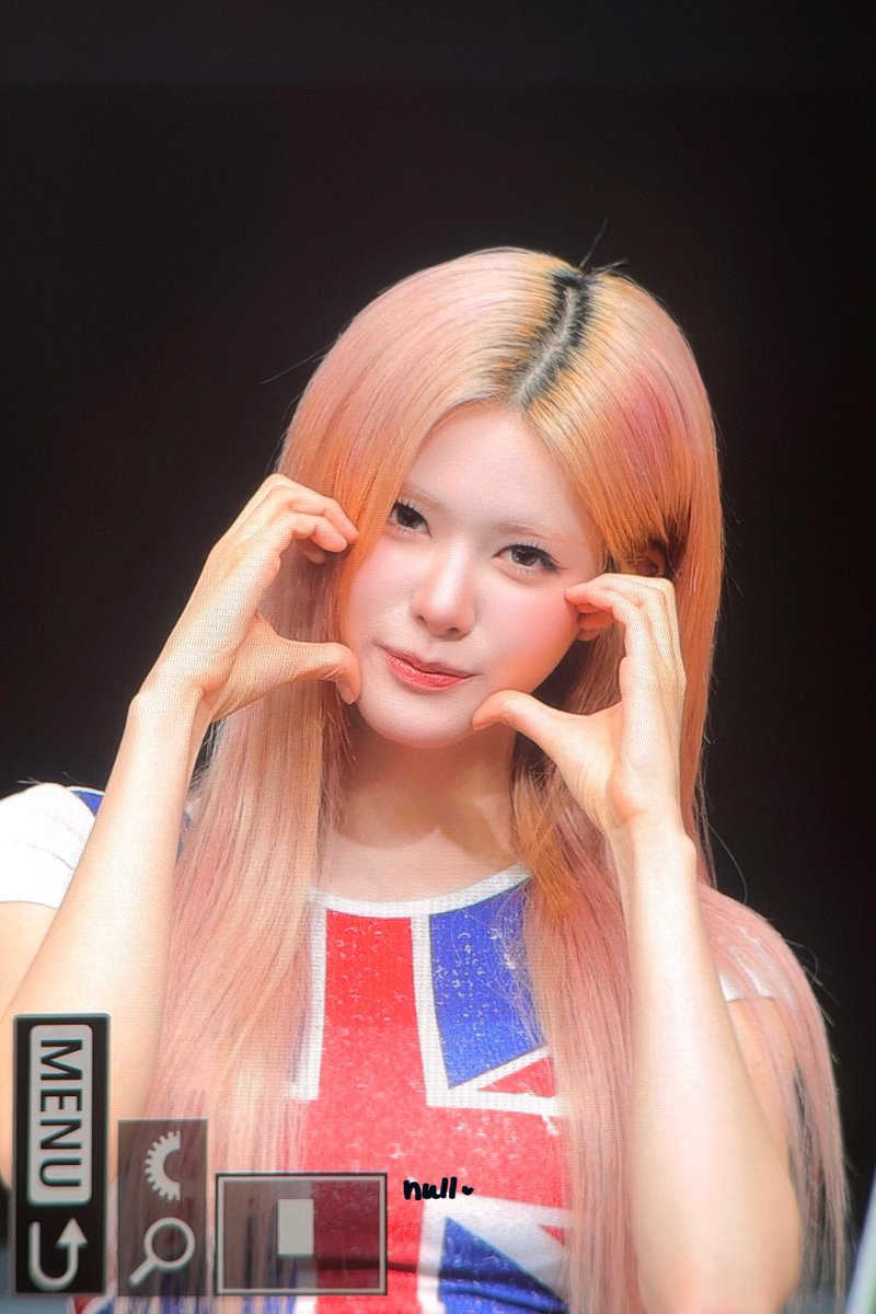 null2610's tweet photo. 260605 ㅎㅇ♡ ♡ ♡ 
#이프아이 #라희 #Ifeye #Rahee https://t.co/DyB7qwKlnX