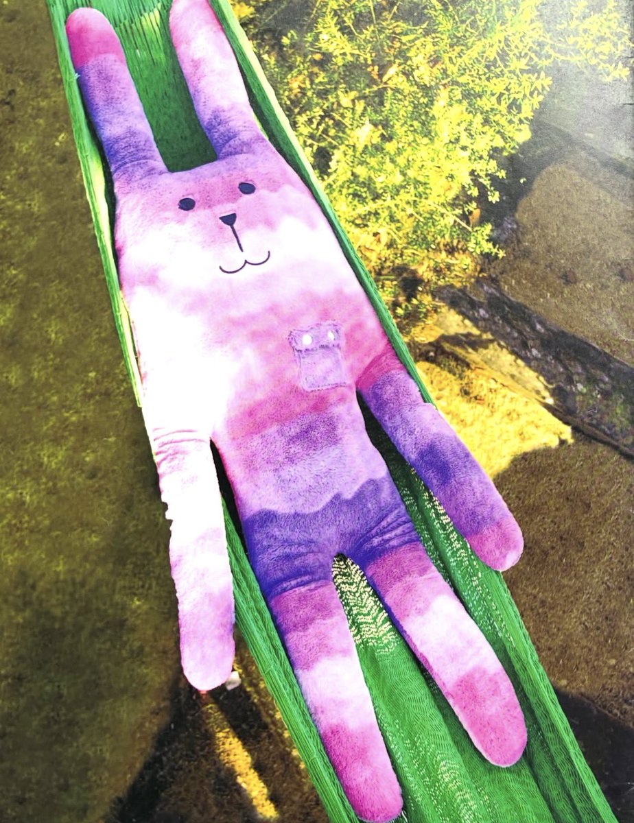 accentstyle2011's tweet photo. 2011年サマーコレクションはOUTDOORCRAFT 🏕️フードがついたクラフト達が発登場し新しい風がふきました😆抱き枕、抱き枕M.、抱き枕S の他に鼻緒にフェイスがついたサンダル🩴スリッパが展開されました❣️
フードをとったりかぶせたりを繰り返した方もきっと沢山いらっしゃるはず☝️😊　#クラフトホリック https://t.co/VCROpeKsXj