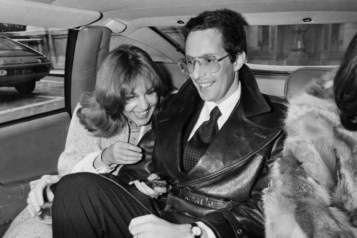 ArnaudCoudry's tweet photo. Jeanne Moreau et William Friedkin, le jour de leur mariage à Paris, le 8 février 1977. © AFP

https://t.co/Ug0p8q9fFp https://t.co/JkEsHoEAt5