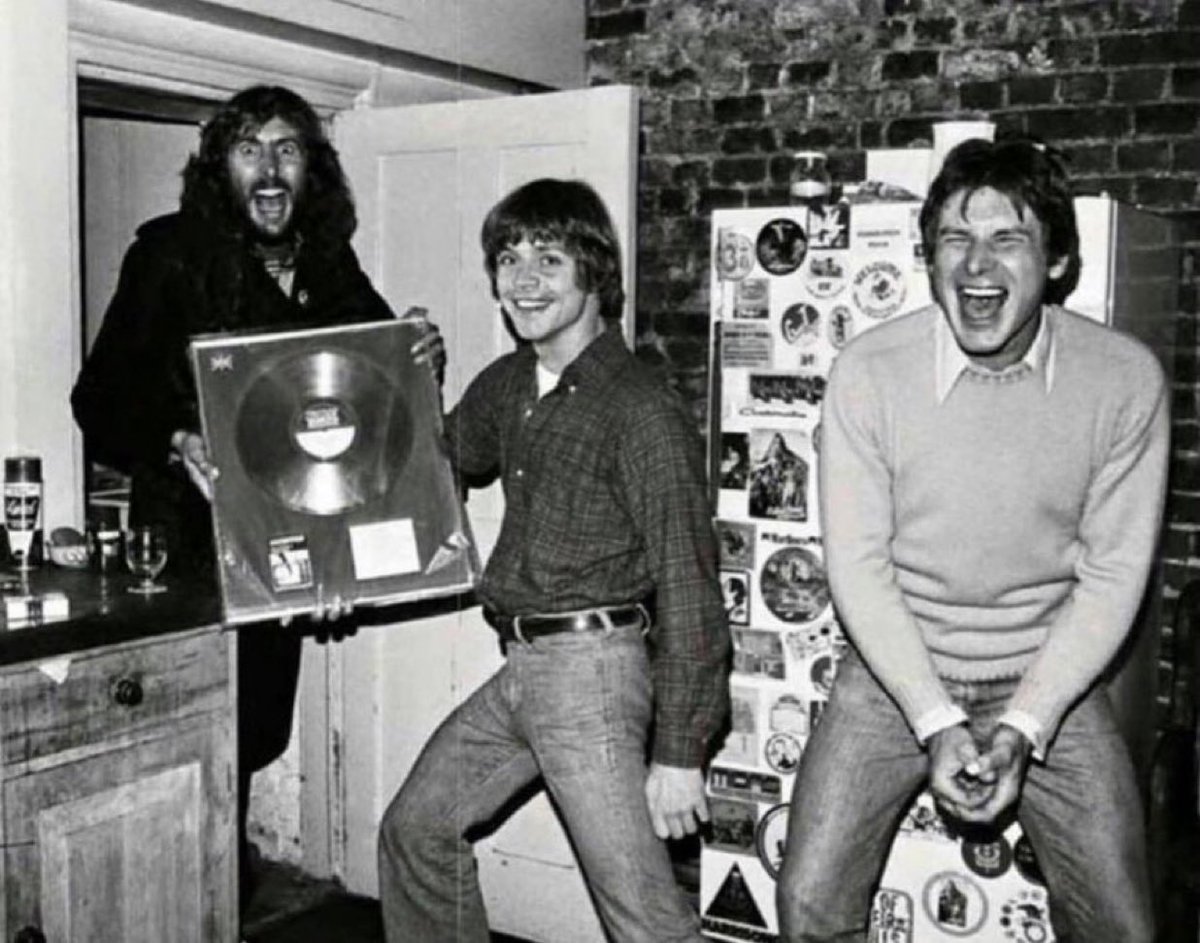 For_Film_Fans's tweet photo. Eric Idle, Mark Hamill &amp; Harrison Ford in 1979. 

Whilst filming ‘The Empire Strikes Back’, Carrie Fisher rented Eric’s apartment while he was in Tunisia filming ‘The Life of Brian’. 

They were partying there when Eric happened to drop in. (The Rolling Stones turned up later) https://t.co/s8Vx4YVxiT