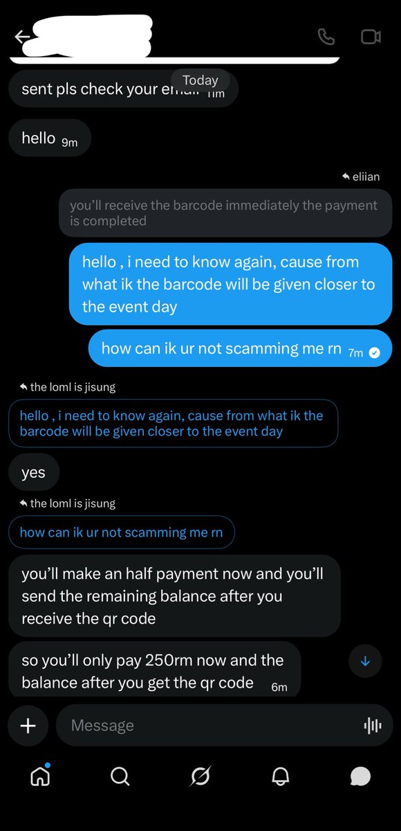 asteroid_Pwark's tweet photo. Guys, do u guys think this was a scam?? I was really scared and suspicious and now they blocked me🧍🏻‍♀️

#btsinkl https://t.co/i6oaTCsEnp