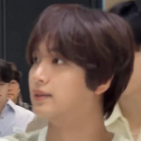 belovedmkhc's tweet photo. he's such a cutie haechan 🥺 https://t.co/ce1QQLkIIb