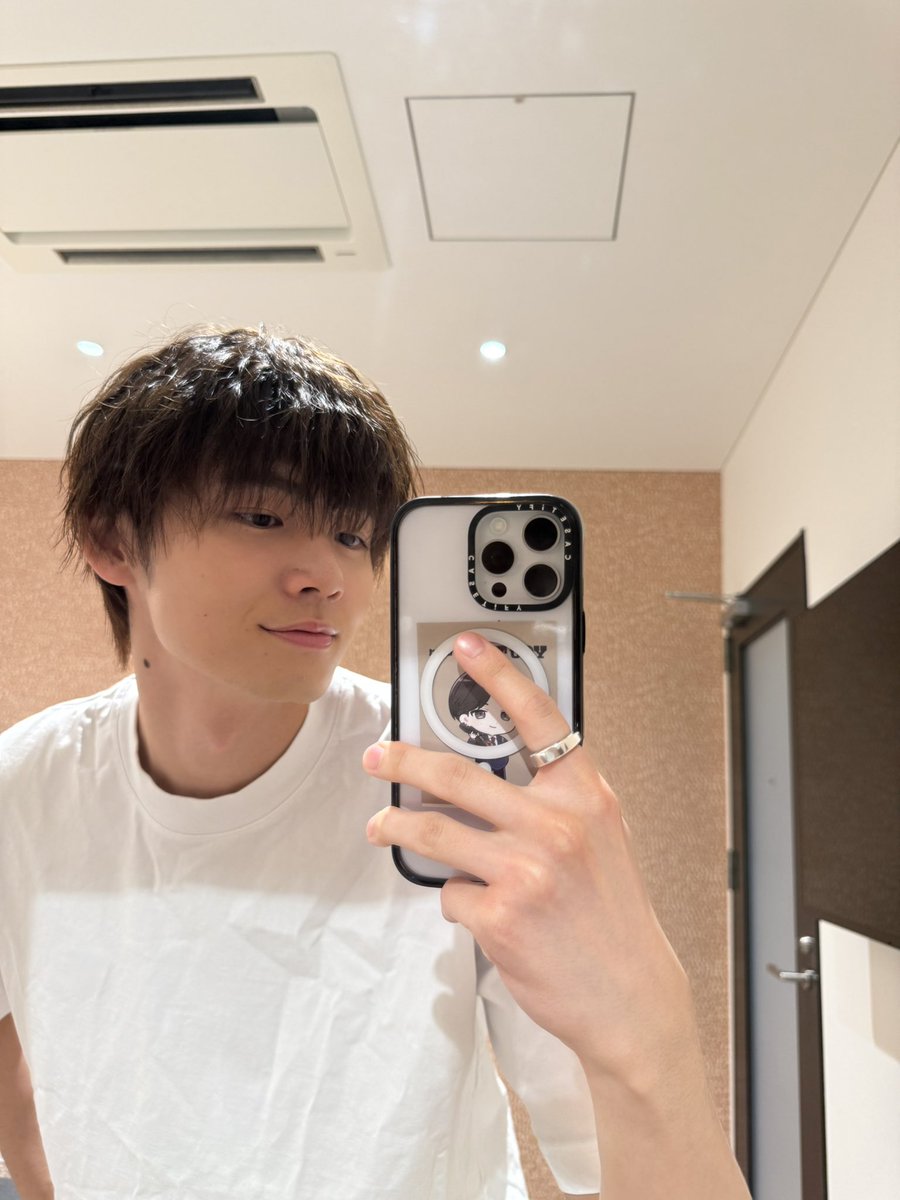 haruhi_iuchi712's tweet photo. ブログ更新しました！

もう80回…！？
早いですね😌

今週は質問返しです！
是非読んでください〜✨
#悠陽のブログ https://t.co/Yk4EYZErWO