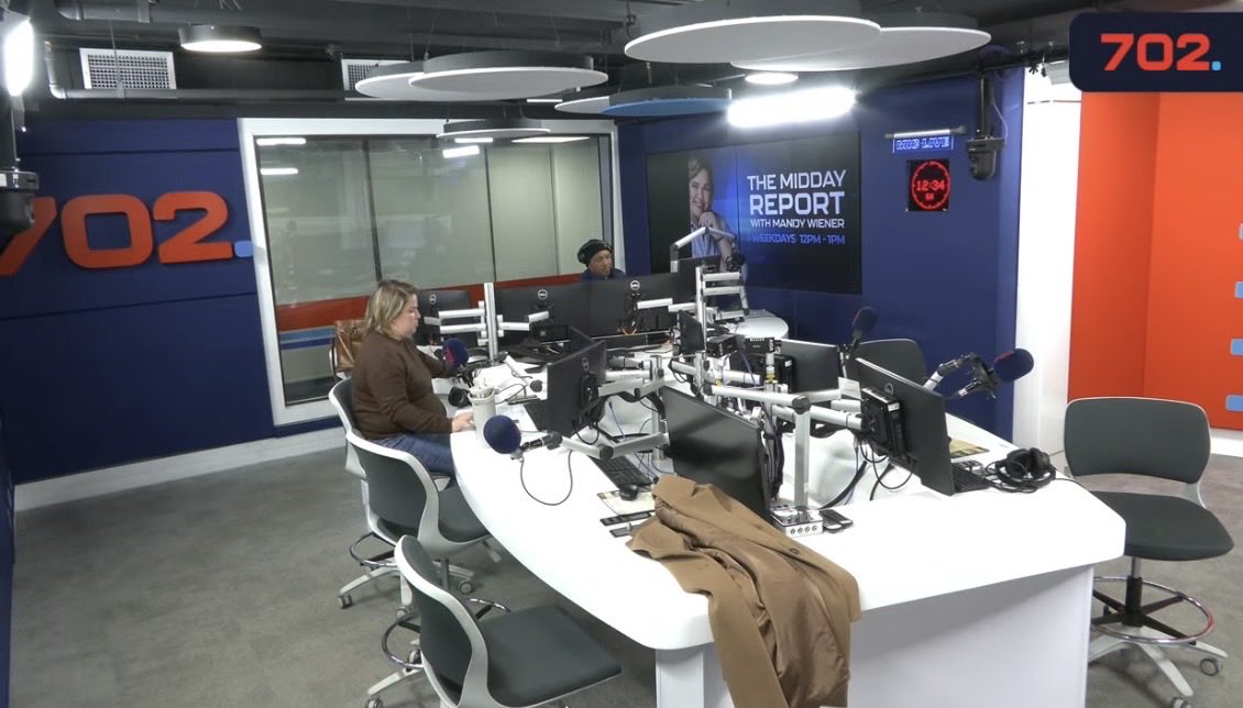 ZakesMda's tweet photo. @Radio702 Please remove that coat on the broadcast desk. It is a beautiful coat, but it is an eyesore on the studio presenter’s desk. It is distracting, especially since it’s been sitting there for the rest of the programme. Surely there must be a place to hang a coat there https://t.co/0glZ4Cduum