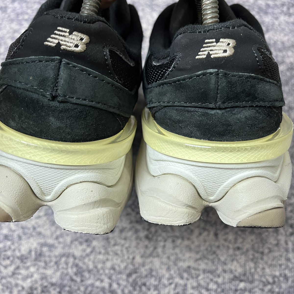 bxe_88's tweet photo. 🍍 New Balance 9060 แท้
Sz.38.5/24cm
ราคา 369฿ ส่งฟรี 
สวยมาก โดยรวมสภาพดี ซอฟเดิม พื้นเต็ม 

#รองเท้ามือสองของแท้ #รองเท้ามือสอง #รองเท้าของแท้ #รองเท้าผ้าใบ #ส่งต่อรองเท้า #ส่งต่อ https://t.co/69MAwovjZ0