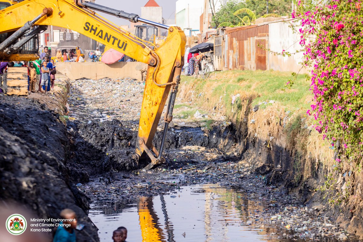 DahirMHashim's tweet photo. Delighted to have officially launched our 2026 Statewide Drainage Clearance Exercise yesterday at the strategic Jakara–Kwarin Gogau drainage. Inspired by the visionary leadership of our amiable Governor, Alh. Abba K. Yusuf, this proactive intervention targets one of our most critical flood-control channels to provide lasting relief to historically vulnerable communities.

At the Ministry, we are working round the clock to ensure that our neighborhoods remain safe and resilient throughout the rainy season. While we clear major waterways to ensure a flood-free Kano—with plans already in place to deploy specialized desilting equipment to self-help groups next week—I urge all residents to take ownership of their environment by putting an end to improper waste dumping in our drainages. Together, we can build a cleaner, safer, and more climate-resilient state where every family has the opportunity to thrive.

Dr. Dahiru M. Hashim
Honourable Commissioner,
Ministry of Water Resources, Environment and Climate Change.
