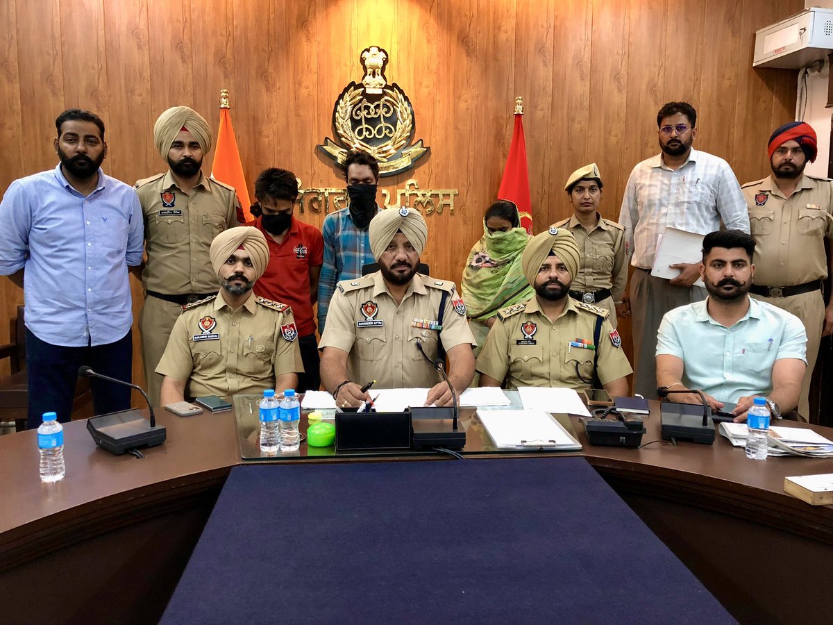 SangrurPolice's tweet photo. 🔴 Acting against criminal elements, #SangrurPolice solved a blind murder case that occurred within the jurisdiction of PS Sadar #Dhuri and arrested 03 accused involved in the murder.

#ActionAgainstCrime https://t.co/IVYYdrs6Zn