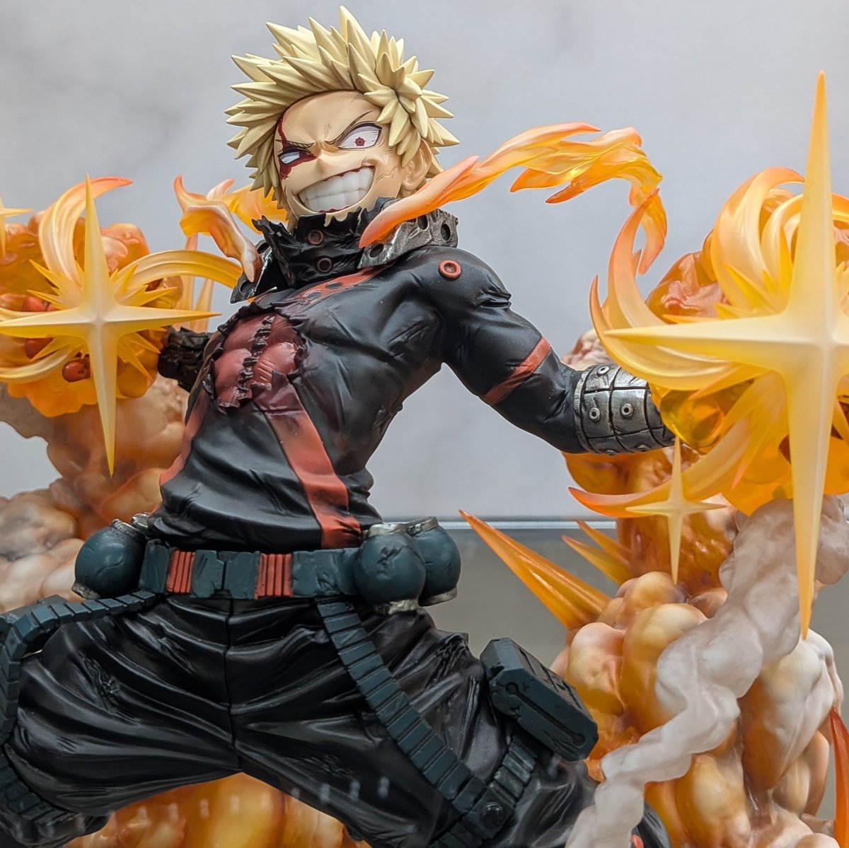 ARTFX Jの黒デク、爆豪、轟 全て並べたら破壊力凄そうだな…！
