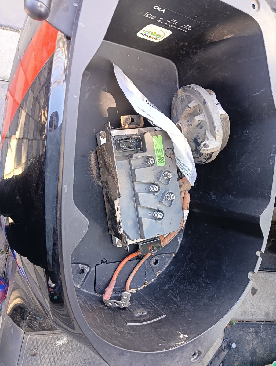 AntonySanj83869's tweet photo. #12647329 Almost 7 months my Ola scooter has been in the showroom. First, the service representative said it was an MCU issue. Please sent mcu to service centre Kottayam @bhash @OlaElectric @OlaEV_Support https://t.co/P3eDlq6B7a