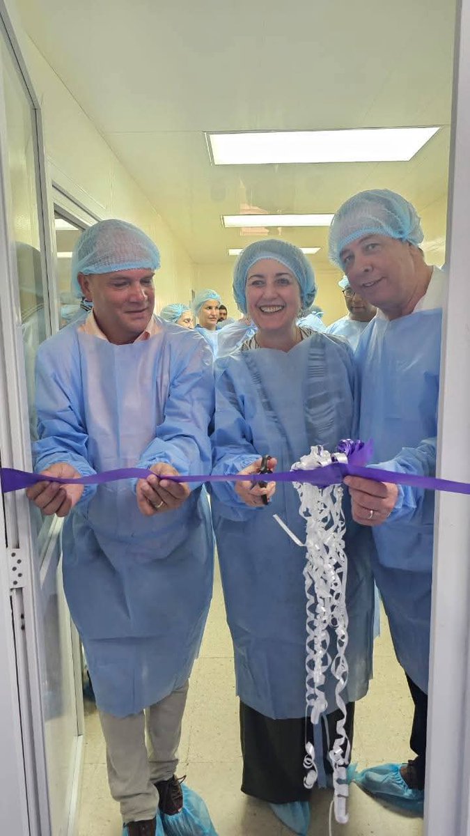 MisaelSNTC's tweet photo. Reinician las operaciones productivas en la Planta de Cistostáticos.

La presidenta de BioCubaFarma, Mayda Mauri Pérez , comprobó junto a las autoridades de salud tan importantes operaciones Si Se Puede https://t.co/HfsTwyy0zP