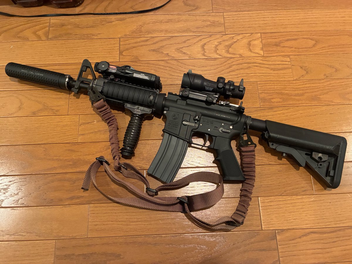 ACOG_M150's tweet photo. #軍用ARはいいぞ
VeroのRISは永遠の至宝です https://t.co/0N7fYjwLWE
