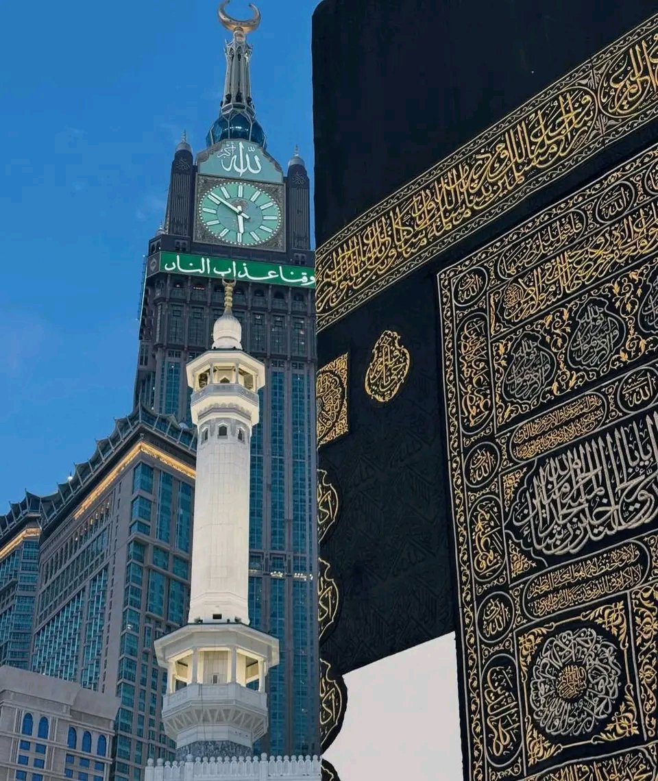 Meenerl4's tweet photo. May Allah invite us to Makkah one day. 

The journey may take time, but Allah's plans are always perfect. Keep praying and trusting Him. In shaa Allah.🤍🕋 https://t.co/tYFiP54o1u