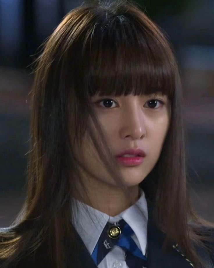 kdrama_outofbox's tweet photo. A pair I made up in my head. https://t.co/uUFvnInHao