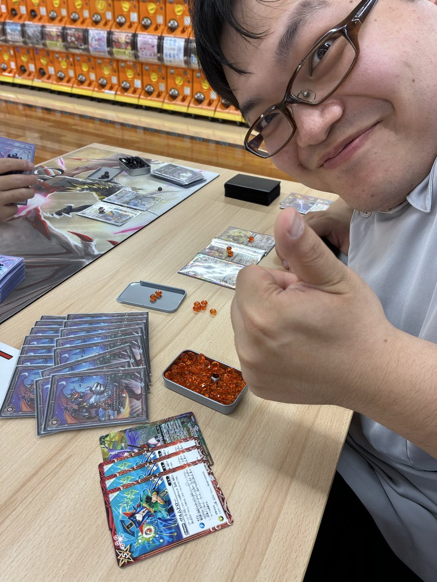 jiiinaaan's tweet photo. 本日6名で開催されました
バトルスキーイベント【エターナル】
優勝はかるさく選手になります！

おめでとうございます！！

参加された皆様
ありがとうございました！！ https://t.co/UYmnFdNQdS
