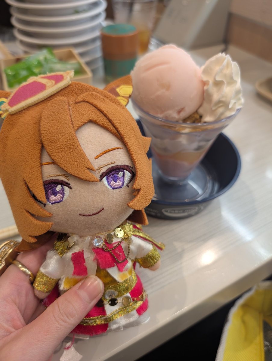 silversooooo's tweet photo. 寿司！！！！！🍣🍣🍣🍣🍣🍣🍣🍣デザート🍨🍨🍨🍨🍨🍨🍨🍨🍨🍨🍨🍨🍨🍨🍨🍨🍨 https://t.co/7nh5dPOvez