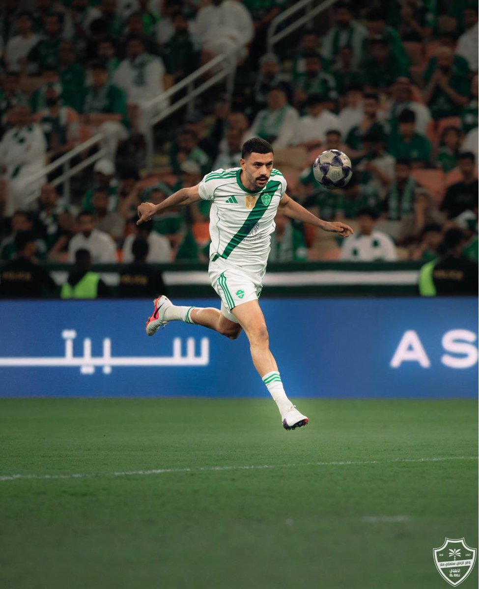 AFCStudio1's tweet photo. 🗣️ ميريح ديميرال :

لا اريد التحدث اكثر عن المقابله بعد مباراة النصر ، لقد دفعت العقوبه وانتهى الامر. https://t.co/Zz8TNWfta9