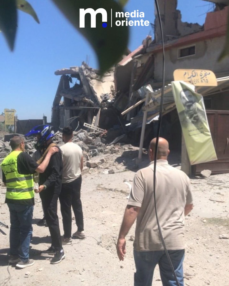 danilerer's tweet photo. Continúan los ataques israelíes contra objetivos terroristas en el sur del Líbano, tras el rechazo de Hezbolláh al alto el fuego y sus ataques contra civiles. https://t.co/oow6hDKQBW