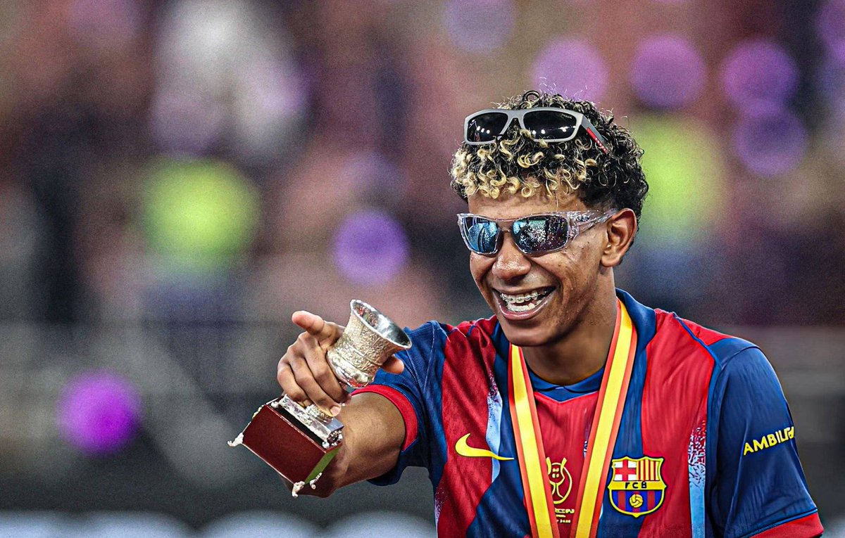 Alpha_Avtr's tweet photo. We all know Florentino Perez wants Lamine Yamal, which that will NEVER HAPPEN even if it's 150 million bid 🤣💙❤️ https://t.co/LpqfLHIQLz