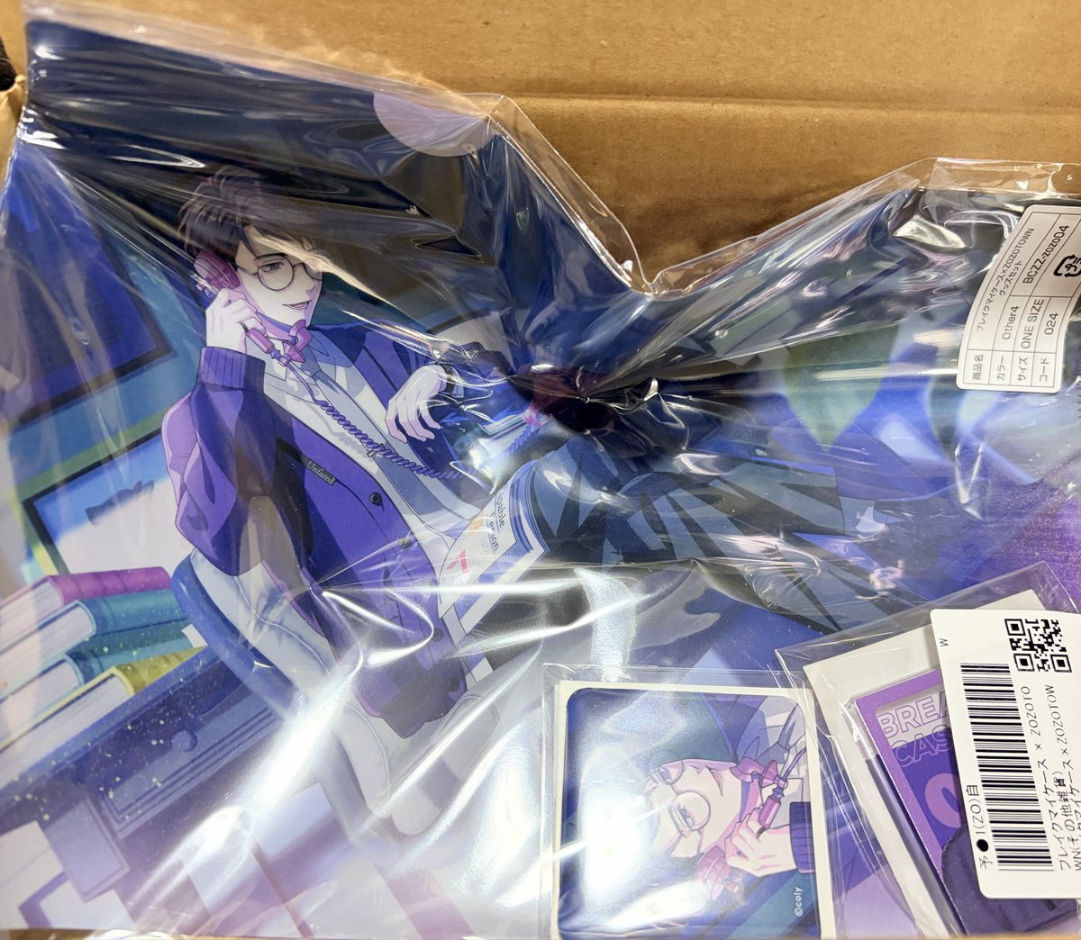 Noumin0's tweet photo. (ここで言うのもアレですが...)
ブレマイとZOZOさんコラボ届くのを楽しみにしていたのですが、この状態で届きまして...(泣)こういった事例初めてで、交換問い合わせとかもした事ないんですが、お問い合わせしました...そして、在庫がないと連絡がきて...oh... https://t.co/wM0htnTYfn