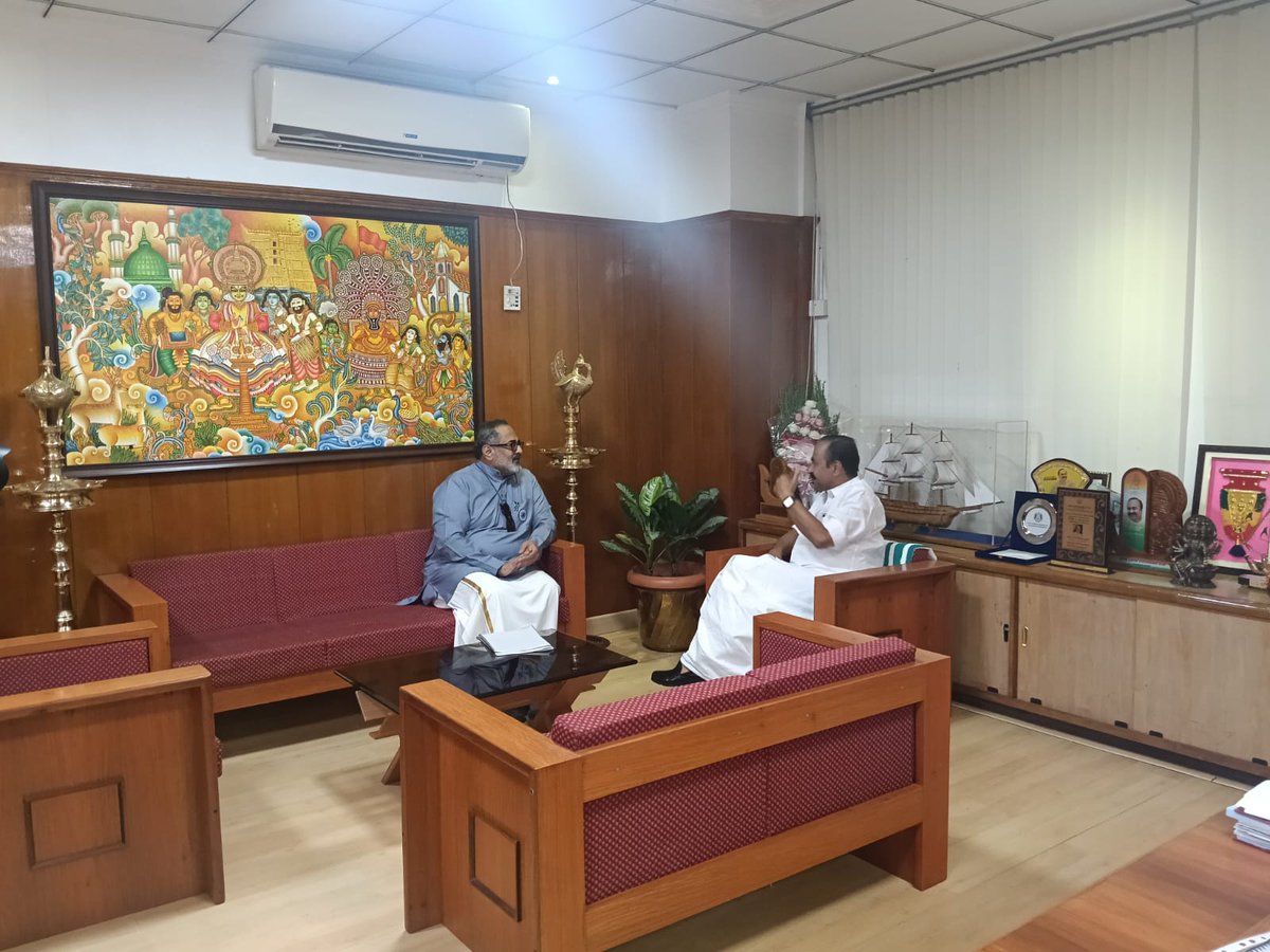 RajeevRC_X's tweet photo. Called on Honorable Keralam Chief Minister Shri @vdsatheesan today.

Discussed the development needs and issues facing the people of my constituency, Nemom.

#PoliticsOfPerformance #IthanuMattam #VikasitaKeralam #VikasitaNemom https://t.co/hnQhD0H7hE