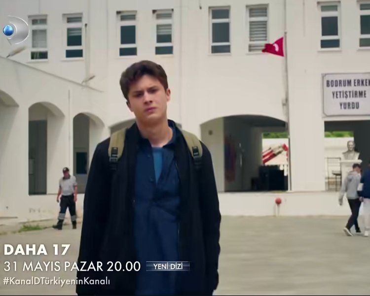 Kardelen1069053's tweet photo. Deccal hakan kesin Arasın yurttan attılmasına sebep oldu 😔 #daha17 https://t.co/i4PzLL8C9s