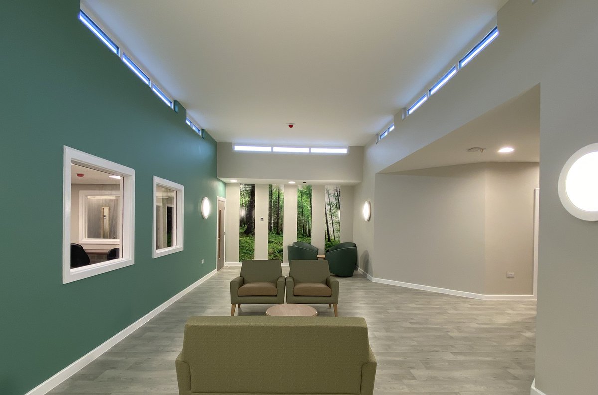 stephenjabsltd's tweet photo. A space designed for recovery matters.

Our work at the Avalon Centre Brain Trauma Unit delivered a calm, modern environment with minimal disruption to care.
See the transformation: https://t.co/5NMNnX5Wyy 

#HealthcareDesign https://t.co/AscAp2mng6