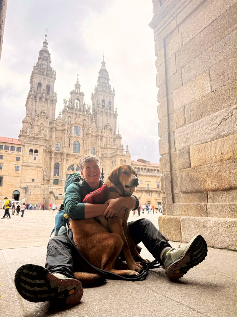 APACA_Animales's tweet photo. Donibane Garazi
- Santiago. Camino Francés.
NONA con Kemmi, de Bruselas.
Por un Camino ético y  respetuoso con los animales.  
Ultreia et Suseia!
#perregrinos #CaminodeSantiago #belgica #Bruselas  #santiagodecompostela #LosValoresdelCamino https://t.co/Soj2GpF4zA