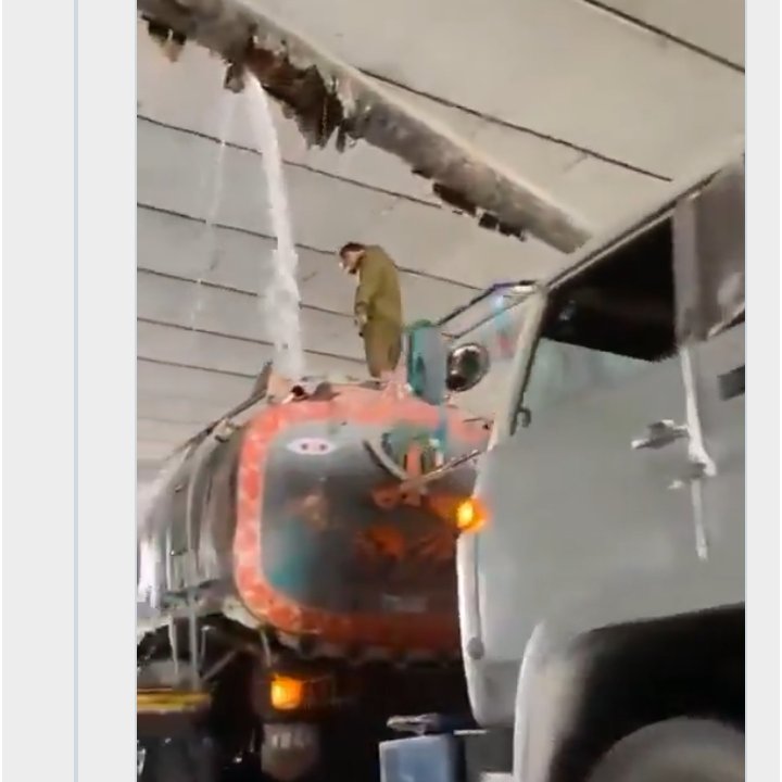 andlibAli6's tweet photo. Karachi Needs Water
#نااہل_مئیر_پیاسا_کراچی 
پانی نلکوں میں نہیں،تو ٹینکرز میں کیسے؟ https://t.co/6qMmscPMw8