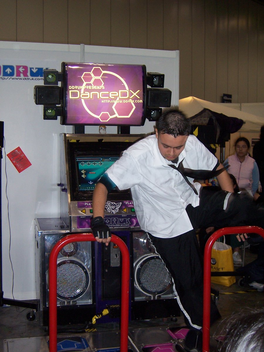 7Ten's tweet photo. I found old hard drives 👀
This was at MCM expo 21 years ago.
#MCMComicCon #ExCeL #ExCeLLondon #DDR #DanceDanceRevolution https://t.co/8uI2uZdMU5